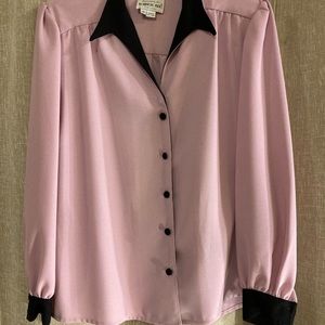 Vintage made for Brownstone Studio New York pink blouse with black collar/cuffs